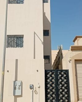 شقة رقم 501 دبلكس 5 مبنى رقم RHYA8351 شارع كحيل حي المصيف الرياض